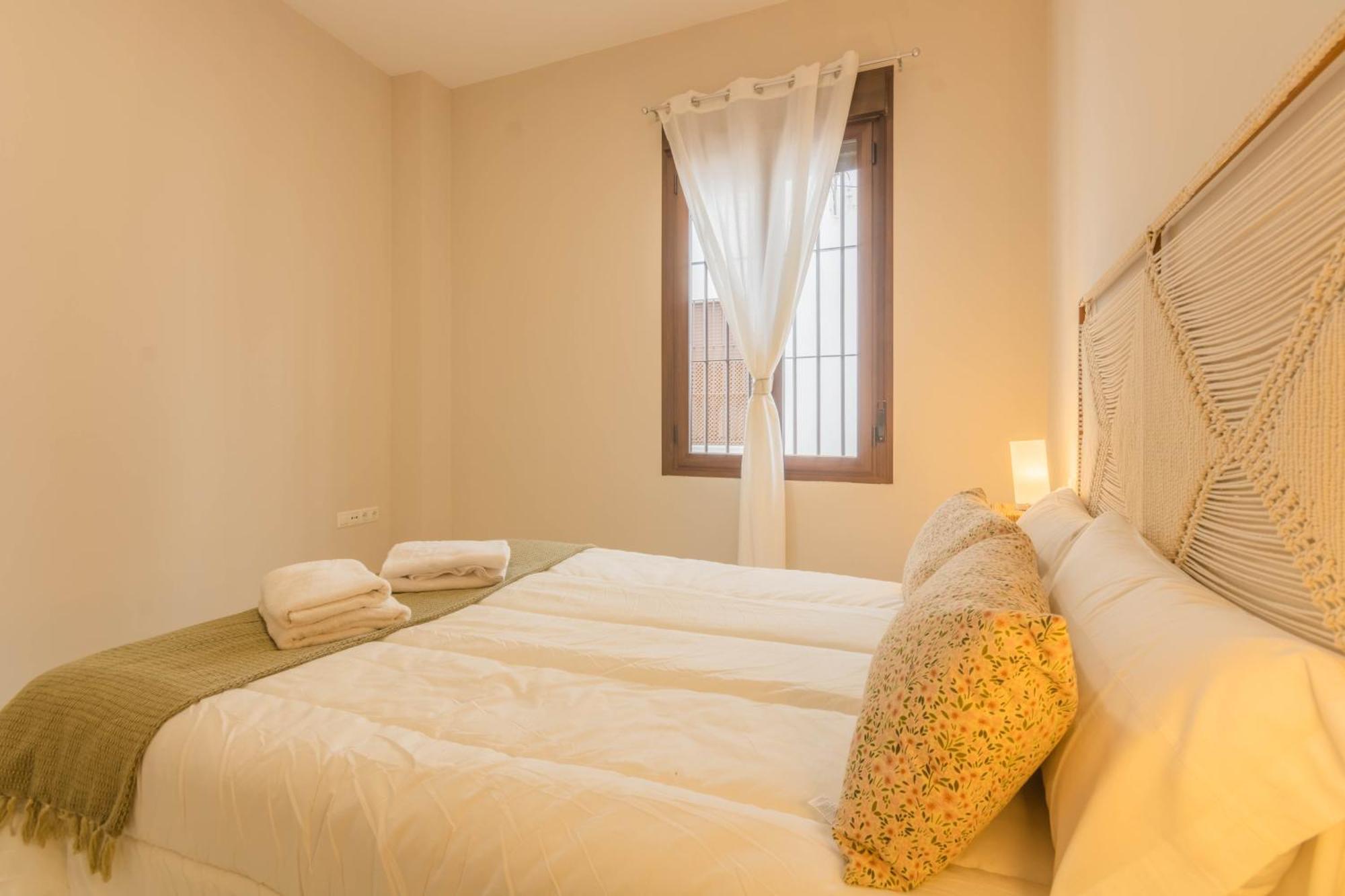 Apartamentos Los Abuelos - Кордова Экстерьер фото